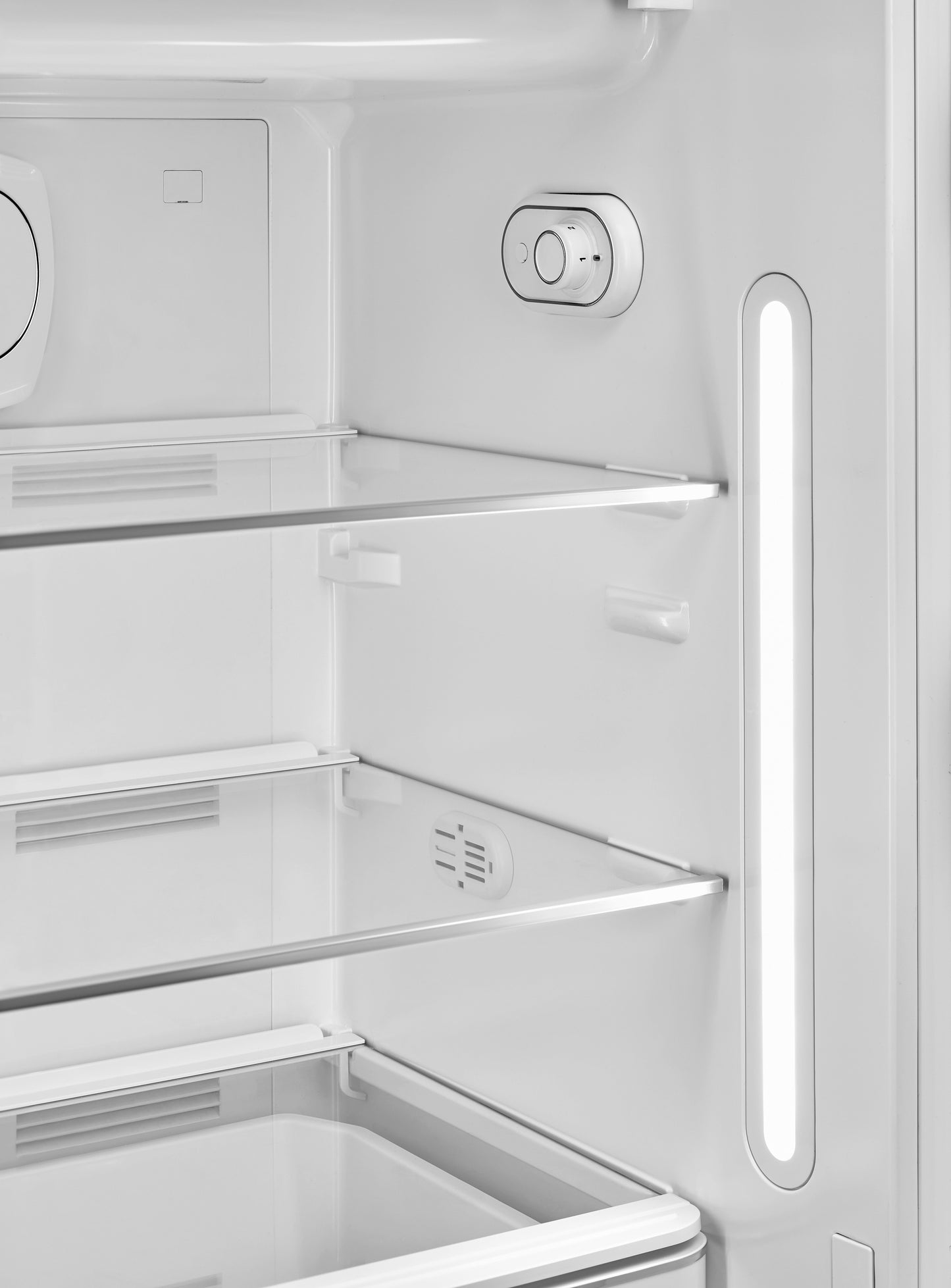 Fab28 Fridge - White (Right Hinge)