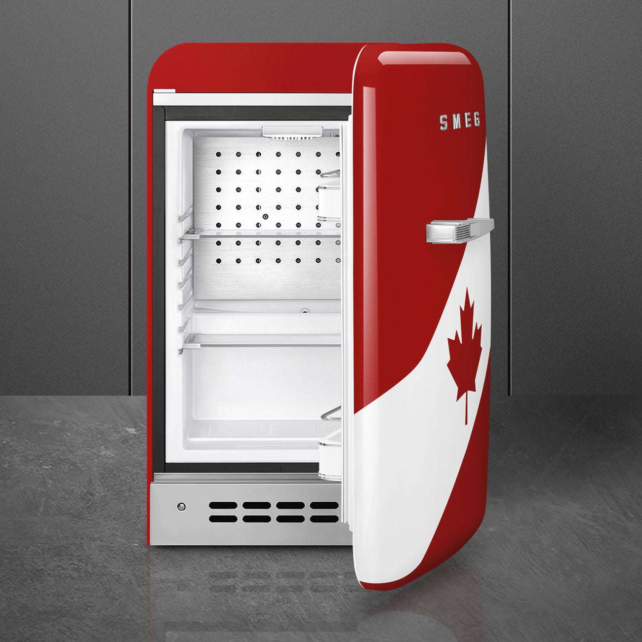 FAB5 Mini Fridge - CANADA FLAG
