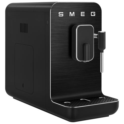 SMEG Fully Automatic Espresso Coffee Machine with Milk Frother (Full Black Matte)