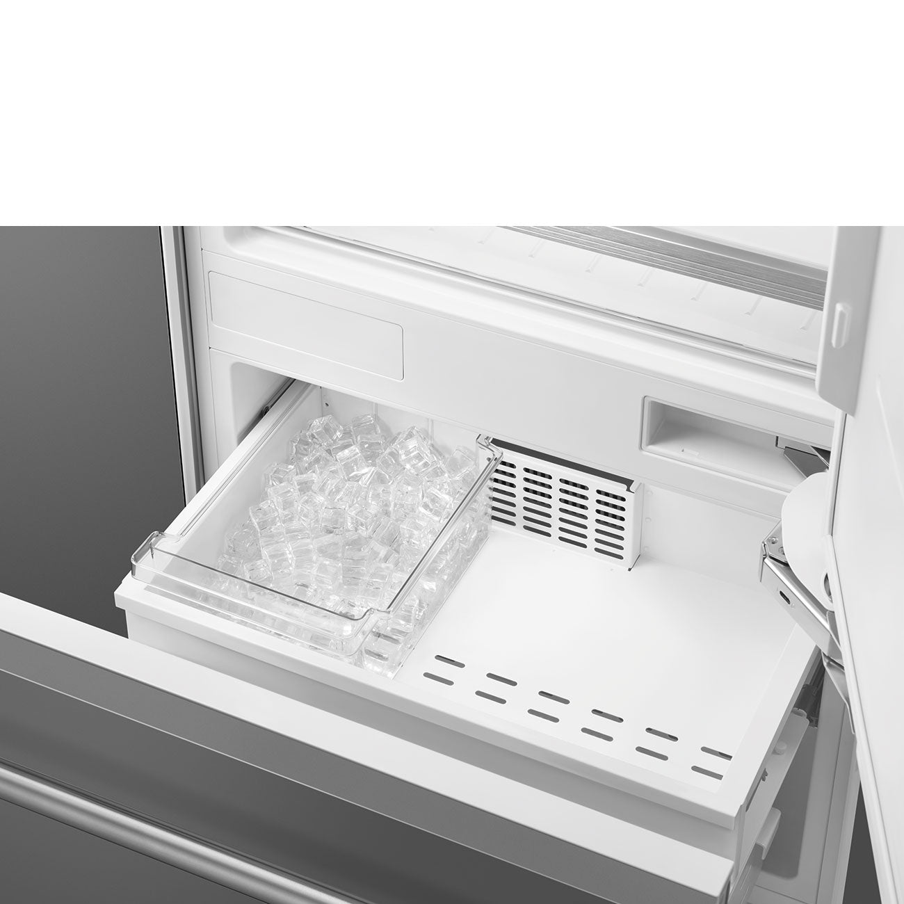 30" Panel Ready Built-In Fridge w/ Btm FZ & Auto Ice
