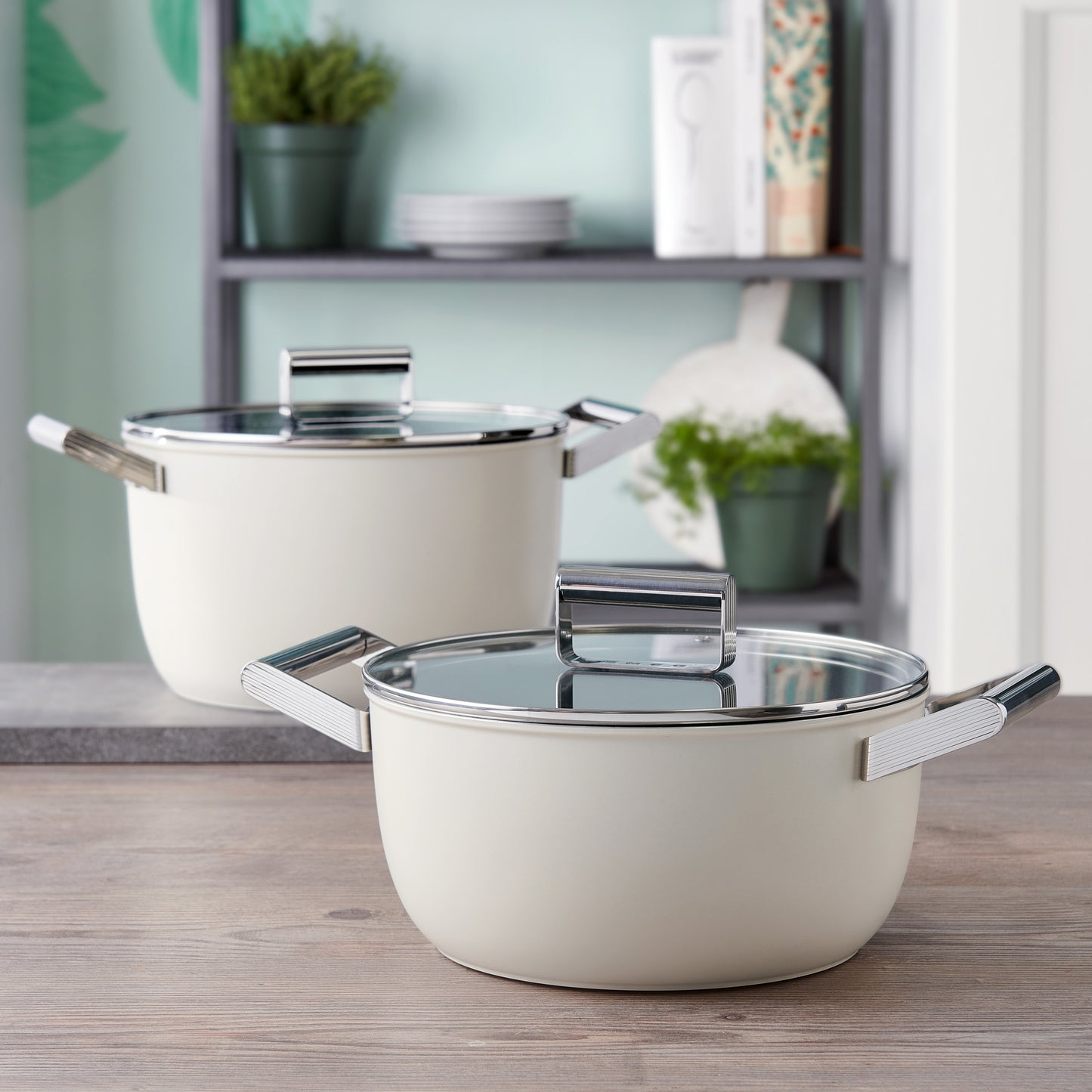 26cm Casserole Dish with Lid - Cream