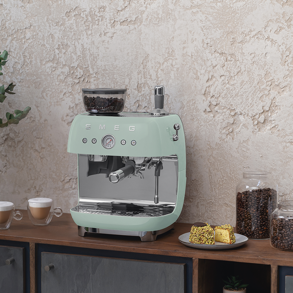 SMEG Manual Espresso Coffee Machine with Grinder (Pastel Green)