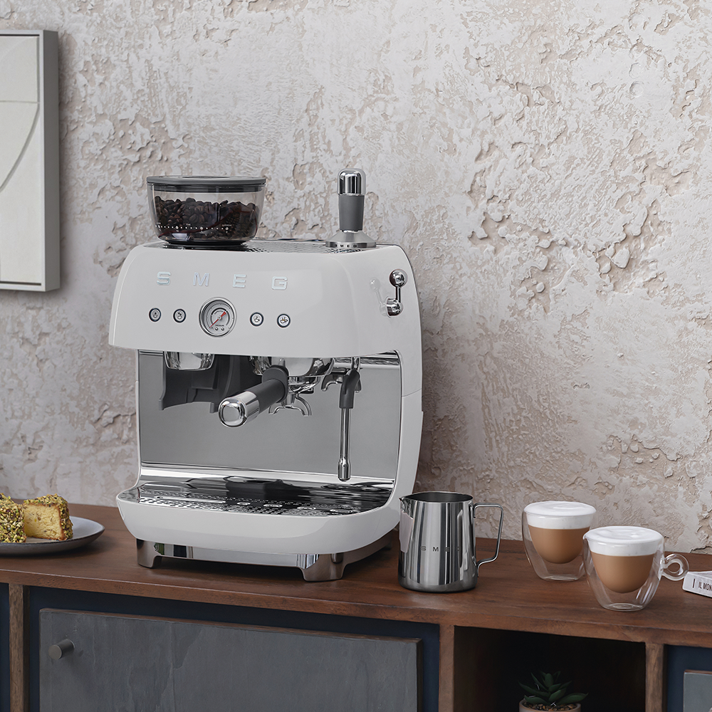 SMEG Manual Espresso Coffee Machine with Grinder (White)