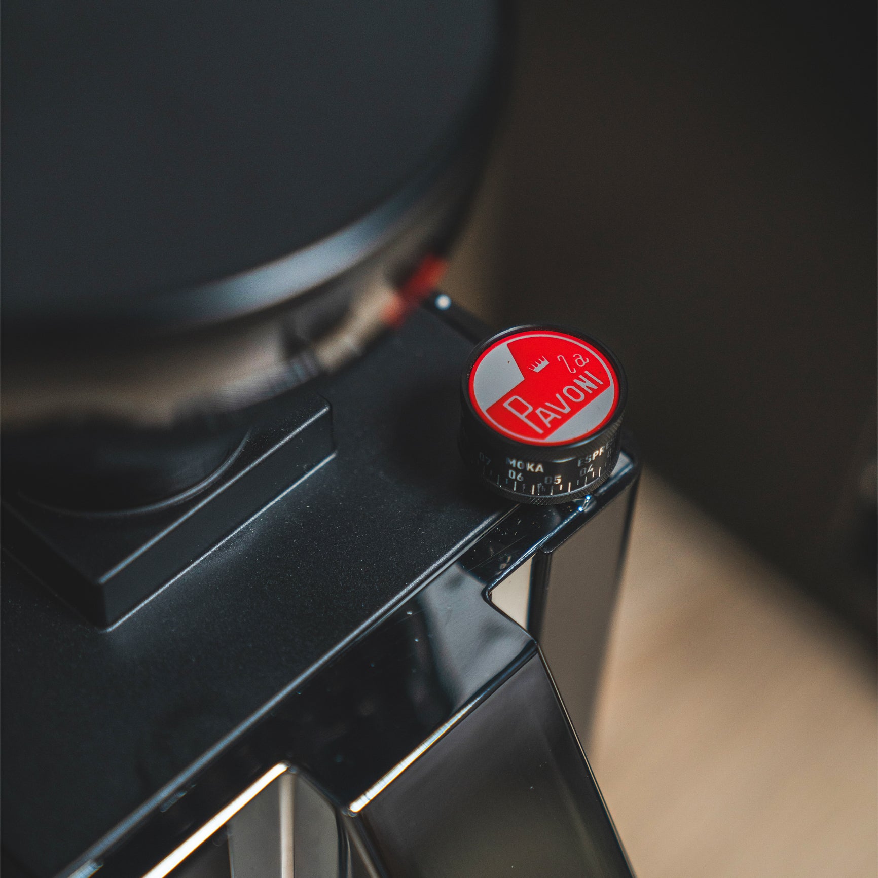 La Pavoni Kube Mill Coffee Grinder (Matte Black)