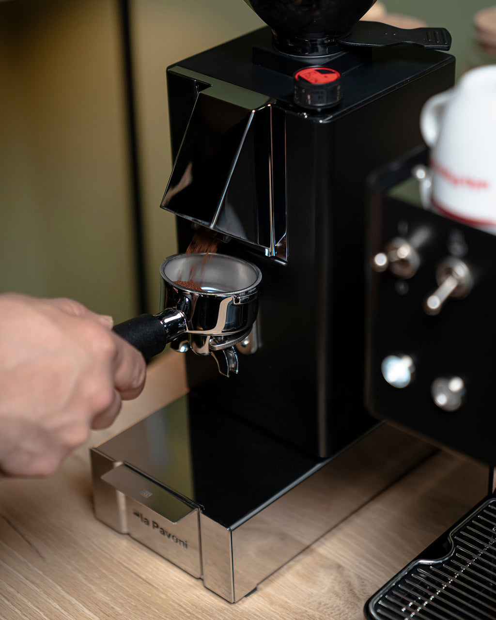 La Pavoni Kube Mill Coffee Grinder (Matte Black)