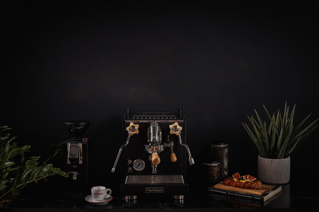 La Pavoni Cellini Classic Nera Semi-Pro Espresso Machine (Matte Black)