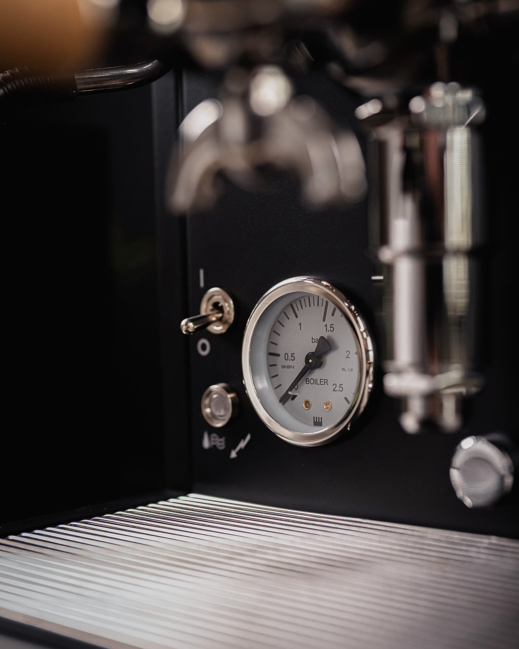 La Pavoni Cellini Classic Nera Semi-Pro Espresso Machine (Matte Black)