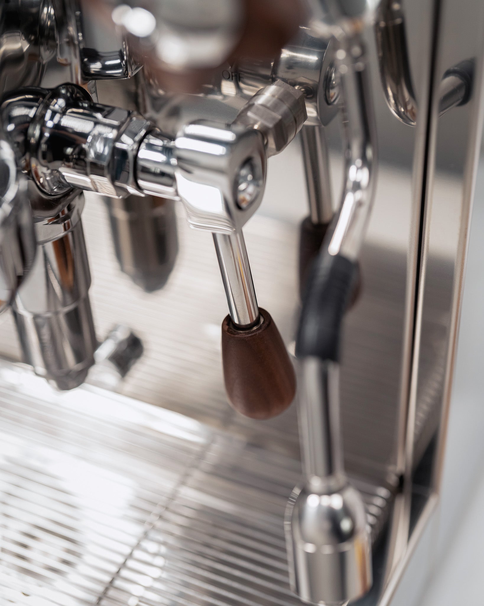 La Pavoni Cellini Classic Semi-Pro Espresso Machine (Stainless Steel)