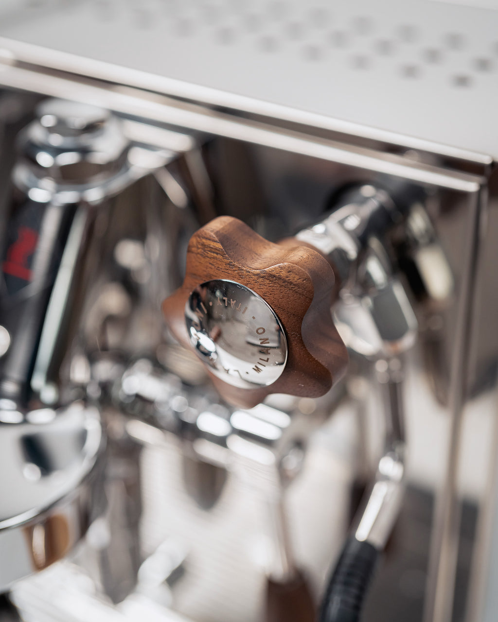 La Pavoni Cellini Classic Semi-Pro Espresso Machine (Stainless Steel)